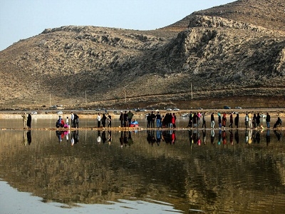 عکس-زنده-شدن-دریاچه-مهارلو-به-لطف-باران-