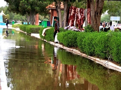 باران-گیر-شدن-مهمانان-نوروزی-در-بندرعباس+-تصاویر