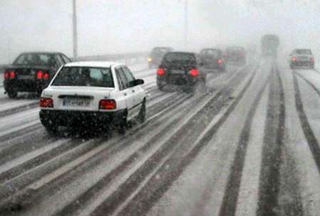 محورهای-استان-زنجان-لغزنده-است-استفاده-از-زنجیر-چرخ-در-محورهای-کوهستانی-استان-زنجان-الزامی-است