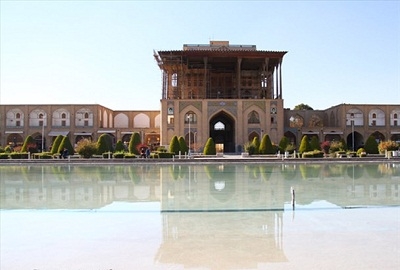انعکاس-زیبایی-های-اصفهان-در-قاب-آینه+-تصاویر