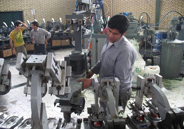 کفش-هیدج-نیاز-به-برند-سازی-دارد-تعامل-بین-تولید-کنندگان-کفش-تبریز-و-هیدج-افزایش-مییابد