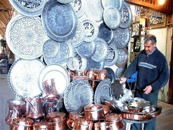 بررسی-منع-صادرات-گمرکی-چاقو-در-هیئت-دولت-صادرات-صنایع-دستی-استان-زنجان-به-صورت-چمدانی-انجام-میشود