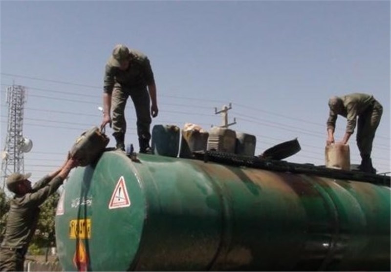 کشف-فرآوردههای-نفتی-قاچاق-در-استان-زنجان-39-درصد-کاهش-یافت