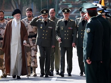 -حضور-رهبر-انقلاب-در-مراسم-دانشآموختگی-دانشگاه-افسری-ارتش-تصاویر-