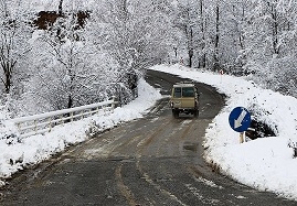 بارش-برف-در-اکثر-محورهای-مواصلاتی-زنجان-رانندگان-به-تجهیزات-زمستانی-مجهز-باشند
