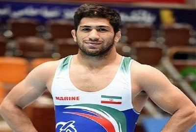 حسین-نوری-در-مرحله-نهایی-انتخابی-تیم-ملی-کشتی-فرنگی-به-روی-تشک-می‌رود