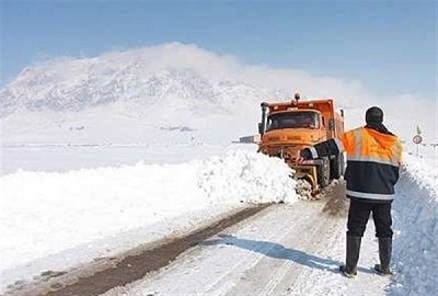 آمادگی-کامل-راهداران-استان-زنجان-برای-راهداری-زمستانی-ذخیره-30هزار-تن-ماسه-و-نمک-در-انبارهای-راهدارخانهها