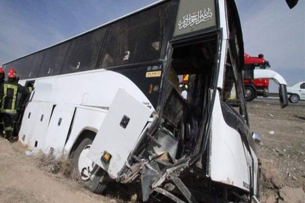حادثه-واژگونی-اتوبوس-در-زنجان-18-مصدوم-و-7-کشته-برجا-گذاشت