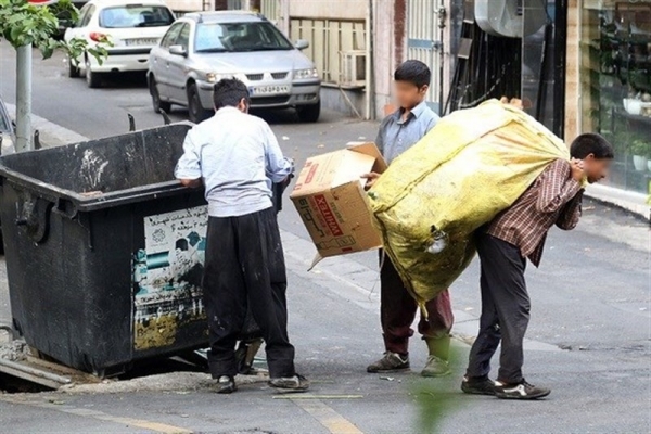 راه-اندازی-غرفههای-جمعآوری-زبالههای-خشک-در-زنجان-زبالهگردها-ساماندهی-میشوند
