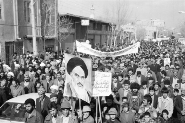 روحیه-کاخنشینی-رژیم-شاه-مردم-را-آزار-میداد-مسجد-ولیعصر(عج)-زنجان-کانون-فعالیتهای-انقلابی-بود