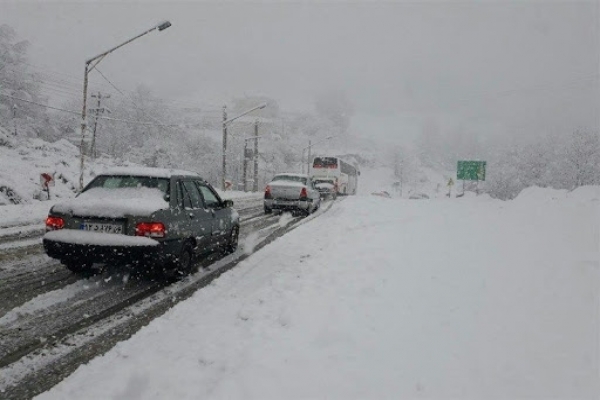 تردد-در-محورهای-کوهستانی-زنجان-با-زنجیر-چرخ-امکان-پذیر-است