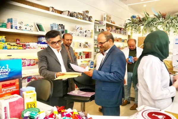 افزایش-نظارت-بر-داروخانههای-استان-زنجان-با-احتکار-مواد-بهداشتی-به-شدت-برخورد-میشود