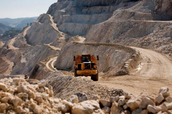 بخشنامه-فرجه-سه-ماهه-به-فعالیتهای-معدنی-توسط-معاونت-صنایع-معدنی-کشور-صادر-شد