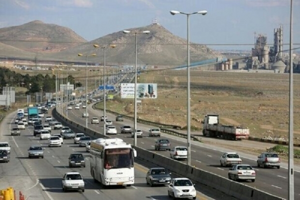 کاهش-72-درصدی-خودروهای-ورودی-به-استان-زنجان-جاده‌های-کوهستانی-زنجان-مه-آلود-است
