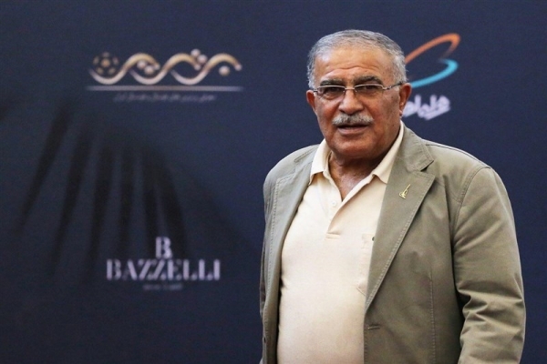 روشن:-مدیرانی-مثل-خلیلزاده-اشتباهی-به-استقلال-آمدهاند-پاچهنوازان-از-آمدن-و-رفتن-مدیران-خوشحال-میشوند!