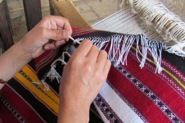 بیمه-بیکاری-هنرمندان-صنایع-دستی-تصویب-شد
