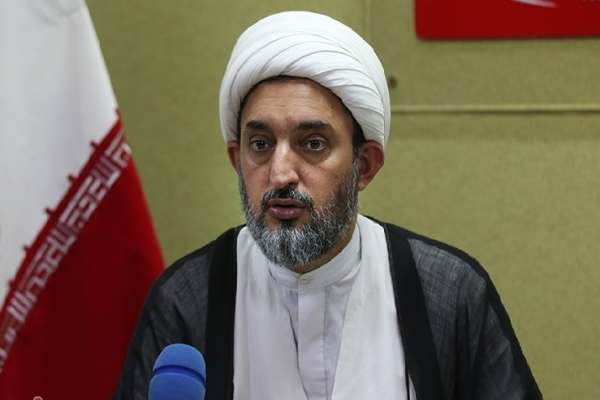 خدمات-علمی-آیتالله-مصباح-یزدی-برای-حوزههای-علمیه-کمنظیر-بود-ایشان-از-آغاز-فعالیتهای-انقلابی-در-کنار-امام-راحل-بودند