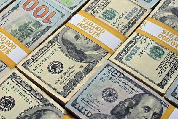 همتی:-نرخ-ارز-باید-توسط-سازوکار-بازار-تعیین-شود-