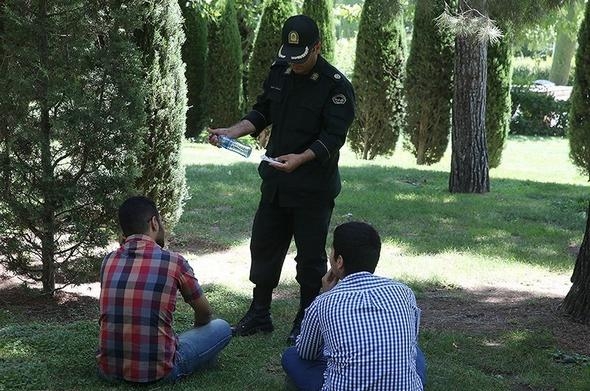 پلیس-با-هنجار-شکنان-ماه-مبارک-رمضان-در-زنجان-برخورد-می‌کند