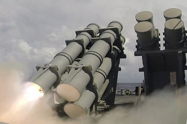 بوئینگ-۱۰۰۰-فروند-موشک-جدید-به-عربستان-می‌دهد