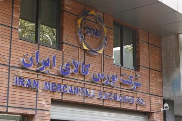 مجلس-مخالف-خروج-فولاد-از-بورس-کالا-است؛-دولت-تصمیم-جزیرهای-نگیرد