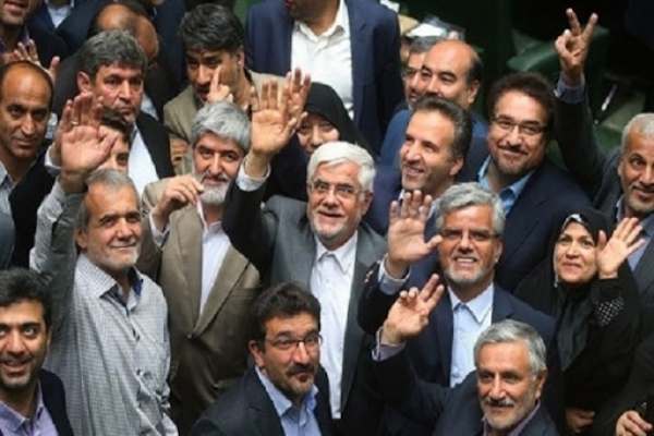 وقفچی:-نمایندگان-مجلس-دهم-سراتو-گرفتند-برخی-نمایندگان-مجلس-دهم-به-اجبار-دولت-سوالات-و-امضای-خود-را-پس-میگرفتند