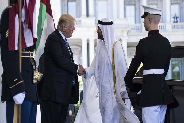 ترامپ-و-ولیعهد-ابوظبی-گفتگو-کردند