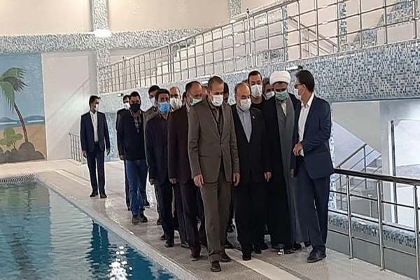 وزیر-ورزش-و-جوانان-پروژه‌های-ورزشی-سلطانیه-و-هیدج-را-افتتاح-کرد