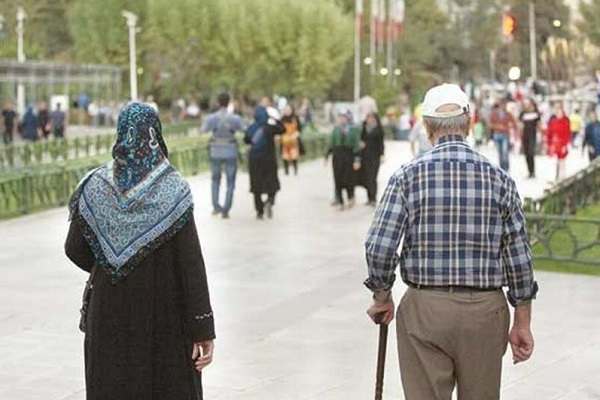 زنگ-خطر-پیری-جمعیت-در-ایران-به-صدا-درآمده-است-اقدامات-دولت-با-سیاست‌های-کلی-جمعیت-همخوانی-ندارد