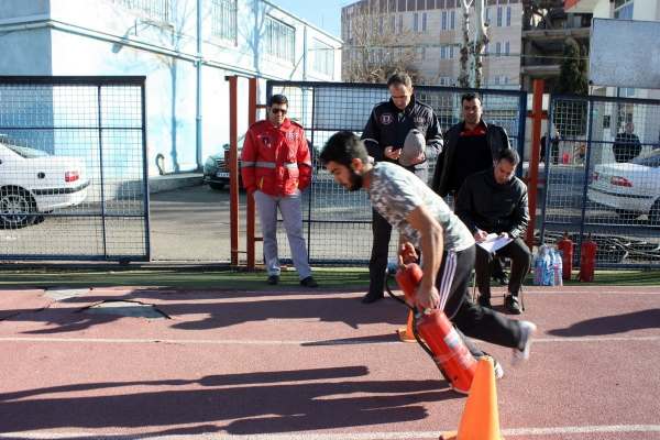 نتایج-آزمون-عملی-داوطلبان-آتشنشانی-تا-2-ماه-آینده-اعلام-میشود