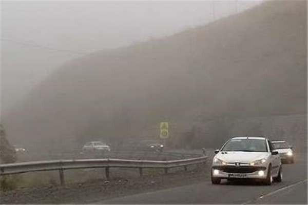مهآلودگی-محورهای-کوهستانی-استان-زنجان-رانندگان-با-احتیاط-تردد-کنند