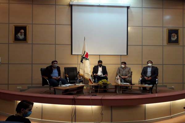 پاسخ-مدیران-زنجانی-به-دلایل-کمبود-کالاهای-اساسی-و-تشکیل-صفها-خروج-مرغ-از-استان-به-دلیل-اختلاف-قیمت-آن-با-سایر-استانها-بود!