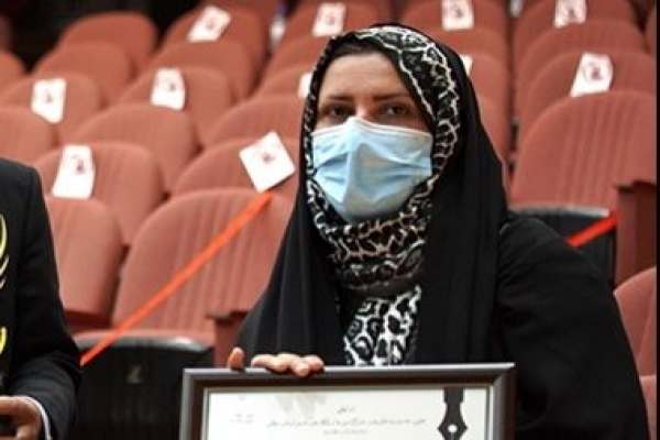 پَر-کشید-اما-ضربان-قلبش-همچنان-در-میان-ما-میتپد