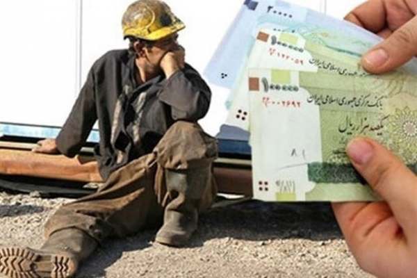 دستان-پینه-بسته-کارگران-در-انتظار-تصمیم-مسئولان-برای-تعیین-حقوق-و-مزایا-شکاف-عمیقی-بین-دستمزد-کارگران-و-هزینههای-سرسامآور-زندگی-حاکم-است-