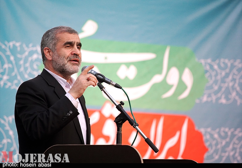 همتی-باید-پاسخگوی-عدم-بازگشت-90-هزار-میلیارد-تومان-تسهیلات-بانکی-باشد-هدف-آیتاله-رئیسی-از-ورود-به-قوه-مجریه،-خشکاندن-ریشه-علتهای-فساد-است