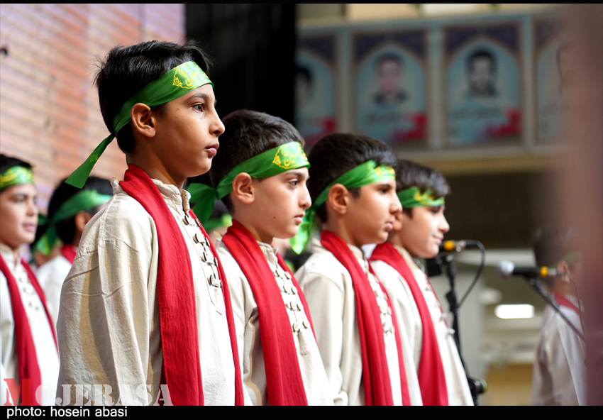 یادواره شهدای بسیج دانش آموزان و فرهنگیان در زنجان