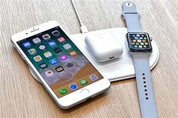 ۲.۷-میلیارد-دلار-در-۳-سال-گذشته-صرف-واردات-گوشیهای-لوکس-شد
