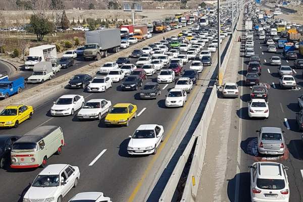 افزایش-حجم-ترافیک-در-محورهای-مواصلاتی-استان-زنجان-در-تعطیلات-عید-فطر-آمار-تصادفات-جادهای-کاهشی-است