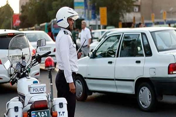 پلیس-زنجانی؛-فرشته-نجات-جان-یک-شهروند-دستگيري-سارق-داخل-خودرو-با-10-فقره-سرقت-در-زنجان