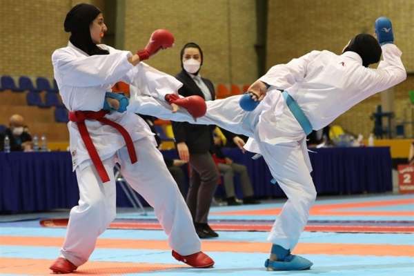 مسابقات-انتخابی-تیم-ملی-دختران-با-حضور-800-کاراته-کا-در-زنجان-آغاز-شد