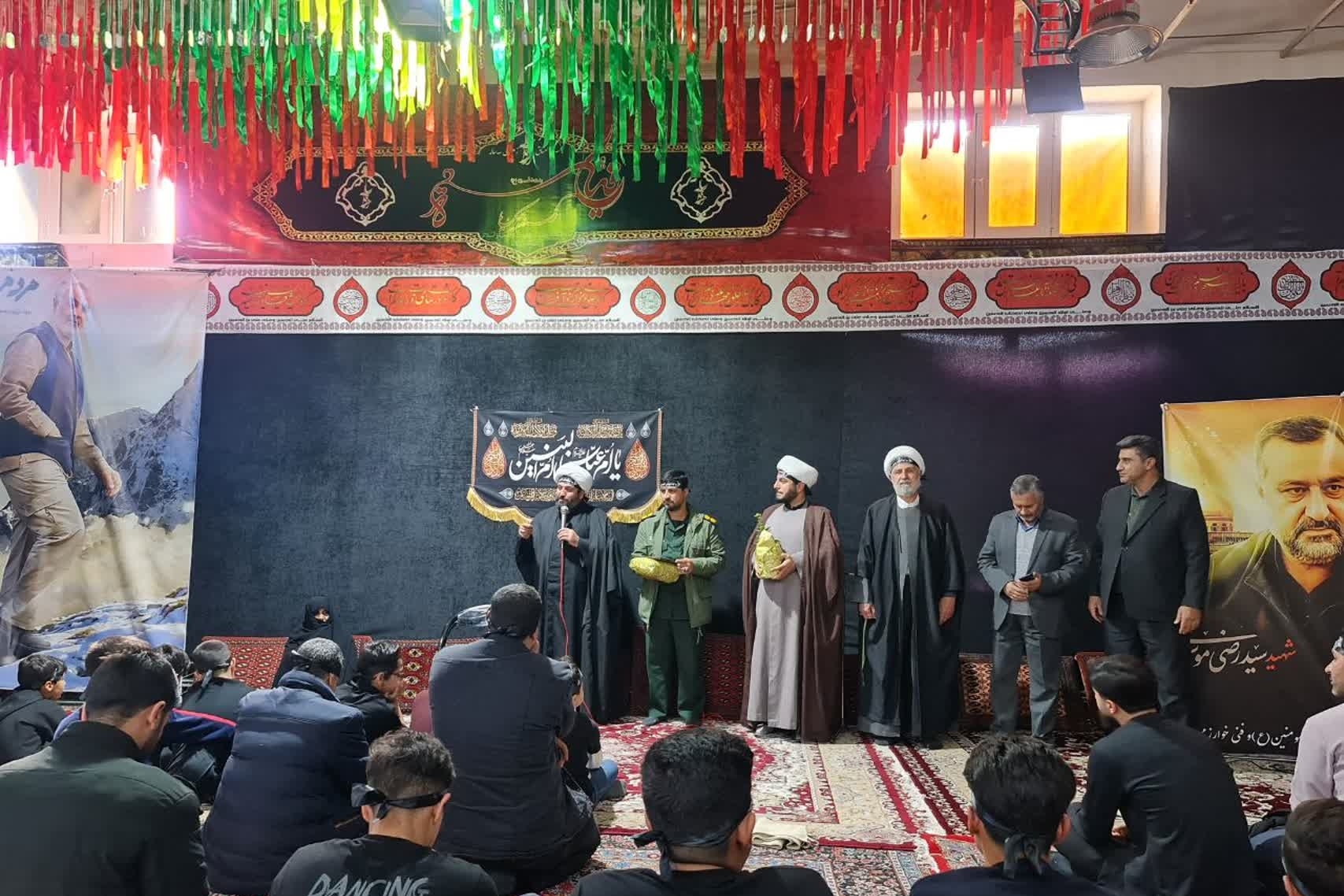 برگزاری-مراسم-تکریم-مادران-شهدا-در-شهر-صائینقلعه