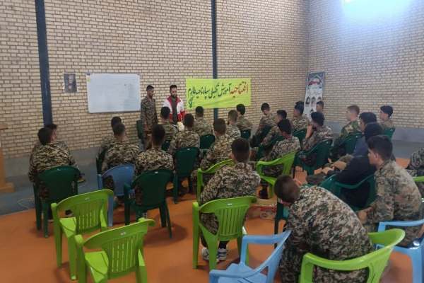 هلال‌احمر-زنجان-به-سربازان-وظيفه،-آموزش-کمک‌های-اولیه-دهد