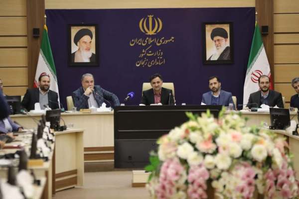 شرکتهای-دانشبنیان-باید-درگیر-کارهای-بزرگ-و-همافزا-شوند