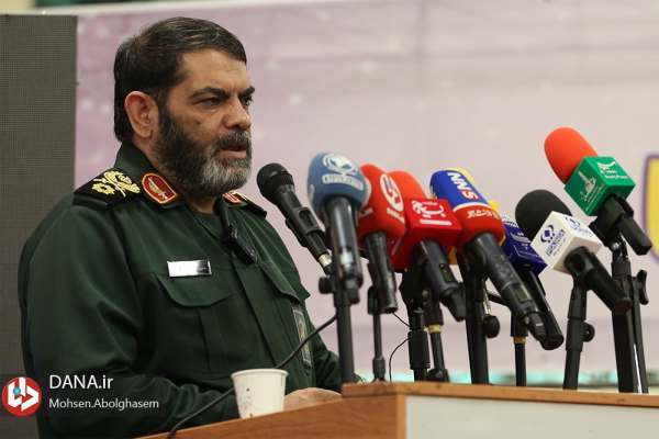 امروزه-دشمن-با-جنگ-ادراکی-قلبها-را-هدف-قرار-داده-است