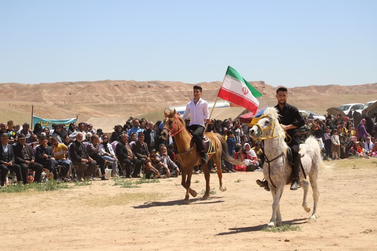 جشنواره-عشایری-قرهاوغلانلو-در-قاب-تصویر