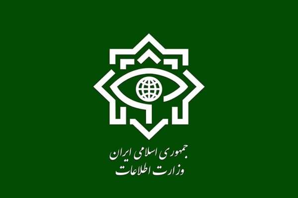 ضربه-وزارت-اطلاعات-به-۲۳-شبکه-از-عوامل-اخلالگر-بازار-ارز-۷۱-نفر-بازداشت-شدند