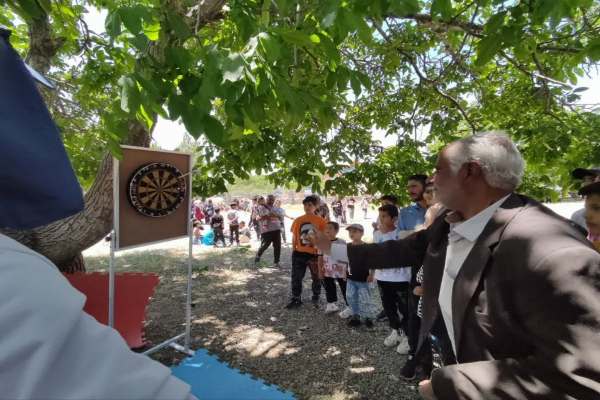 برگزاری-جشنوارههای-مختلف-گامی-در-راستای-معرفی-ظرفیتها-و-توانمندی-روستاها+عکس