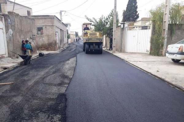 آسفالتریزی-معابر-۲۲-روستا-ابهر-با-اعتبار-بیش-از-۲۵-میلیارد-تومان-