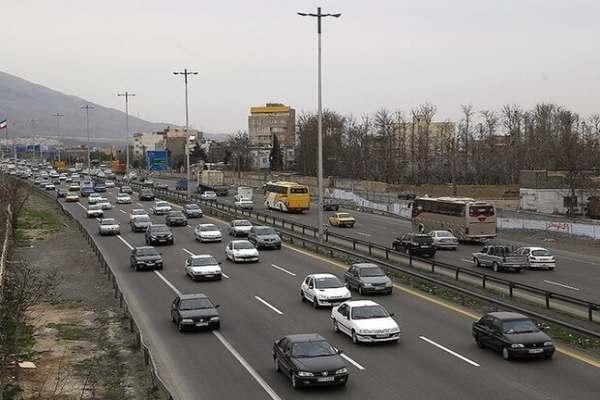 ترافیک-در-جاده‌های-زنجان-نیمه-سنگین-است