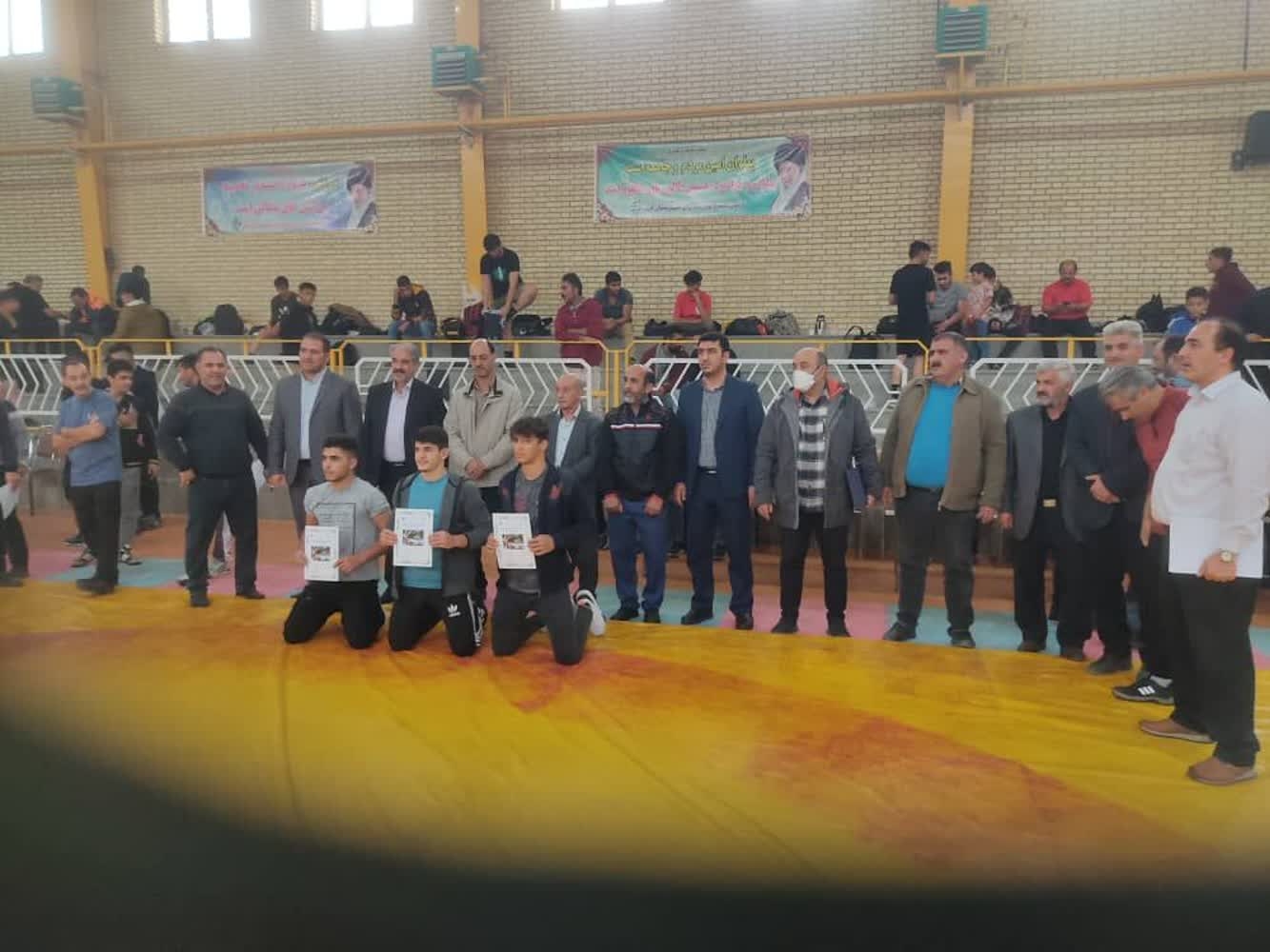 کشتیگیران-ابهری-طلایی-شدند